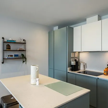 Apartment In Hayle